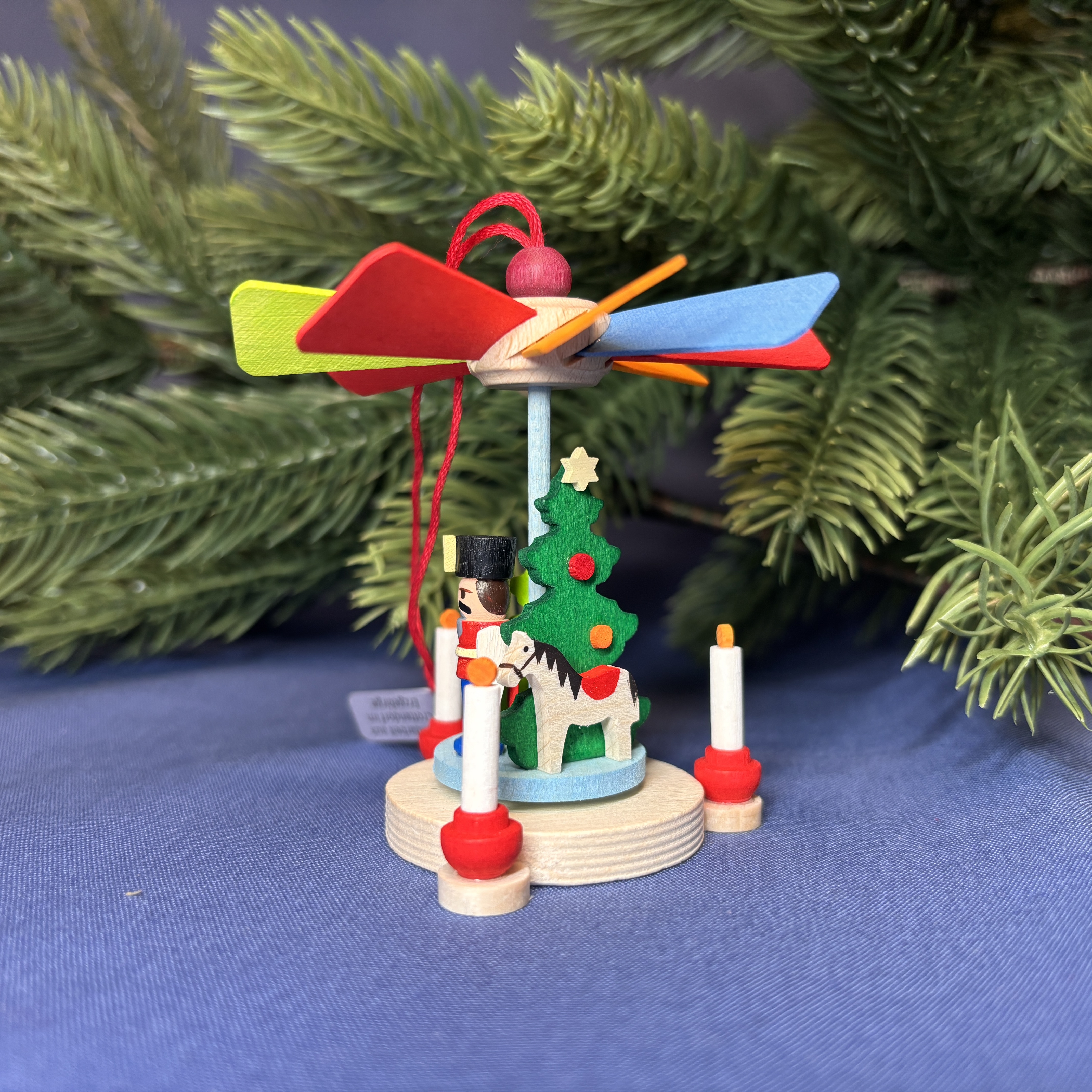 Baumanhänger Pyramide Nußknacker