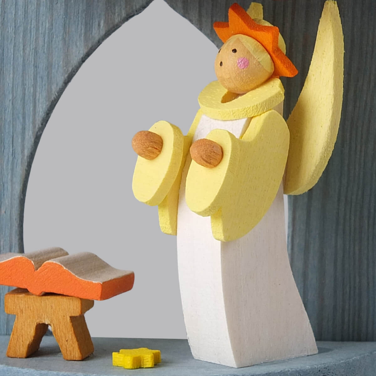 Krippe Christgeburt als Baumschmuck mit Balthasar