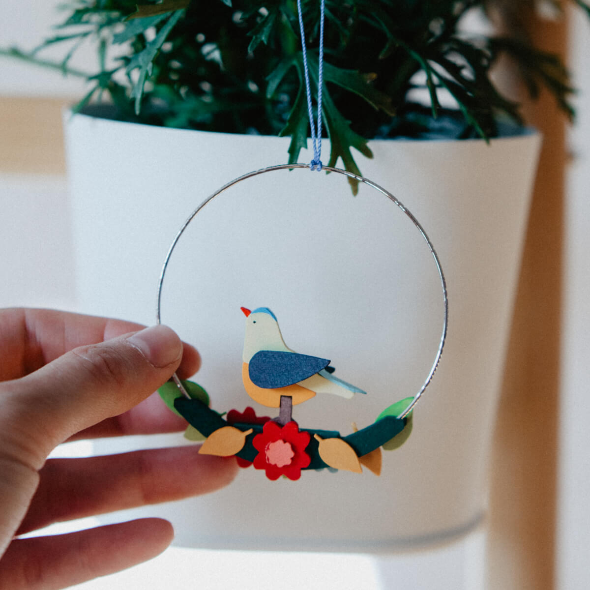 Waldtiere im Ring als Baumschmuck mit Hase