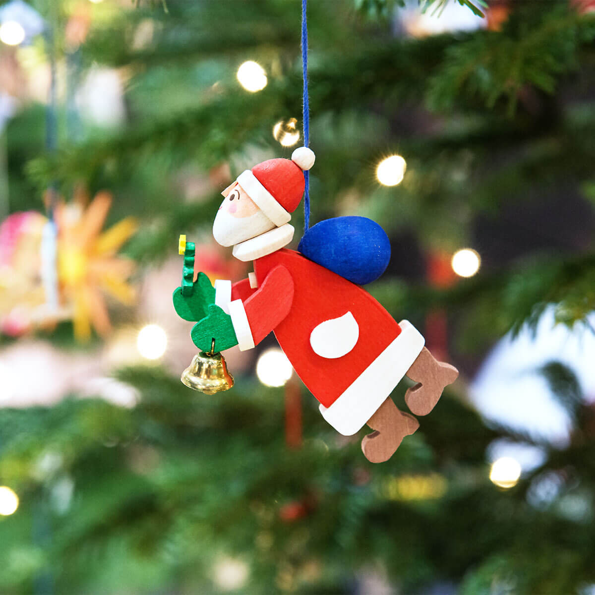 Weihnachtsmann als Baumschmuck