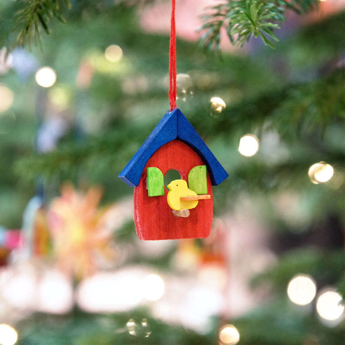 Vogelhaus als Baumschmuck hellblau