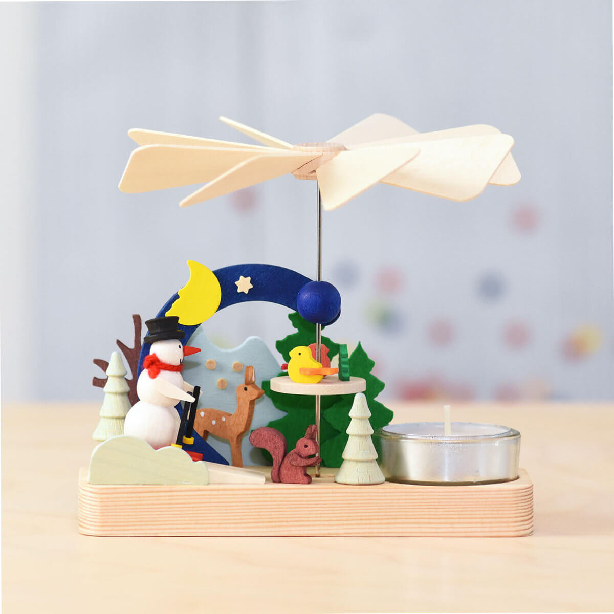 Teelichtpyramide Schneemann