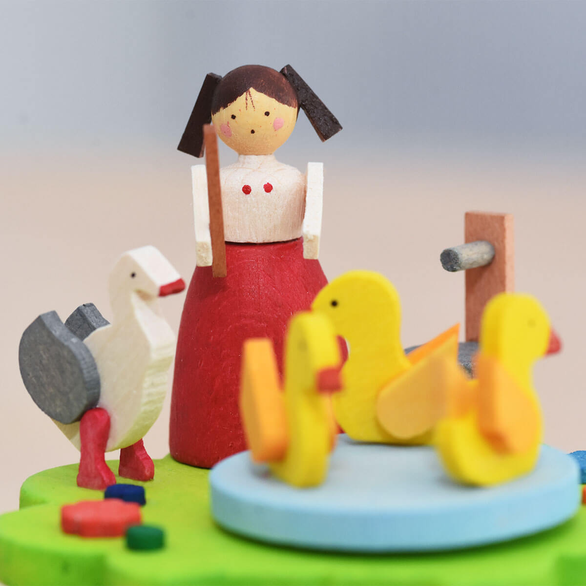 Kurbelspieldose Gänseliesel