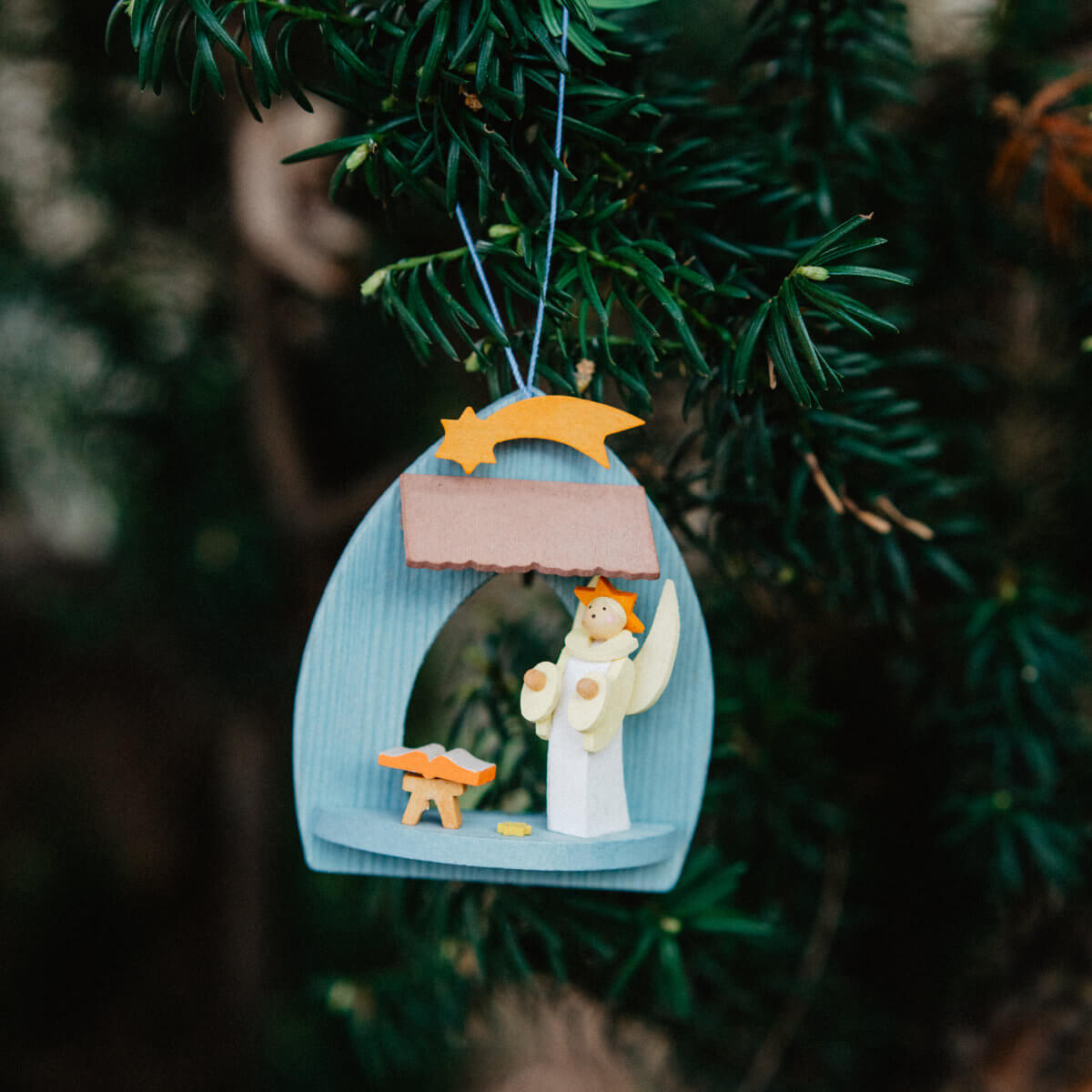 Krippe Christgeburt als Baumschmuck mit Balthasar